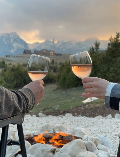 PeaksView home outside view